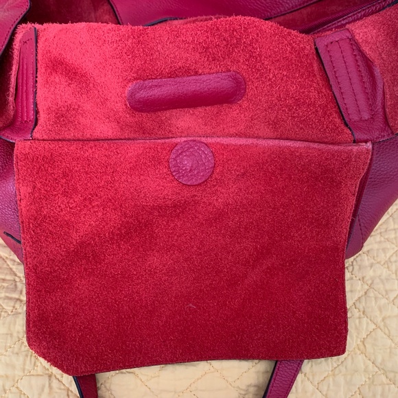 Michael Kors Large Leather Red Tote with Tassels - Picture 14 of 16